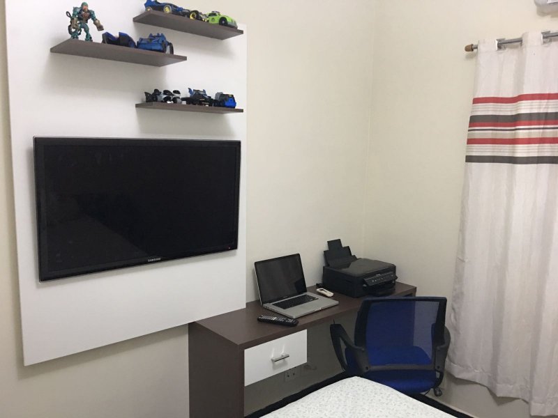 Casa à venda Parque 10 de Novembro com 240m² e 4 quartos por R$ 400.000 - 662074570-img-20180809-wa0074-1.jpg
