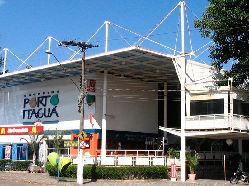 Comercial à venda Itaguá com 50m² e  quartos por R$ 144.000 - 588871533-fachada.jpg