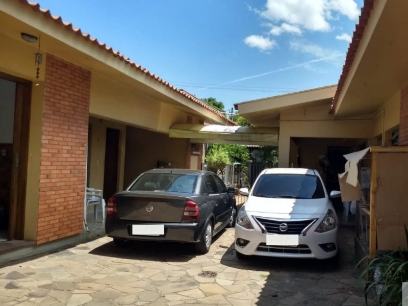 Casa à venda Padre Reus com 336m² e 4 quartos por R$ 990.000 - 1543312250-11864733.jpg
