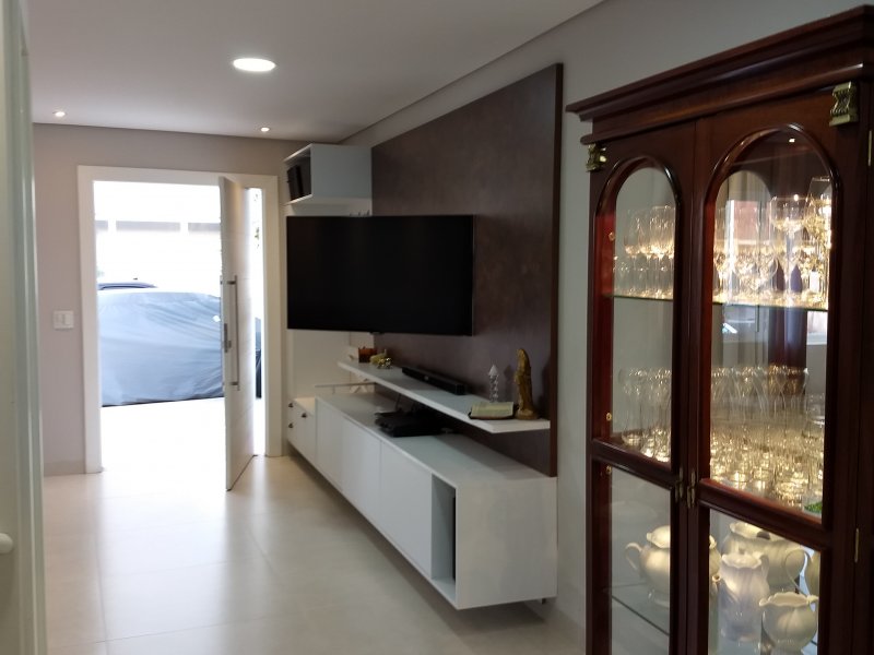 Casa de condomínio à venda Pinheirinho com 230m² e 3 quartos por R$ 680.000 - 1530510542-img-20190210-185625684.jpg