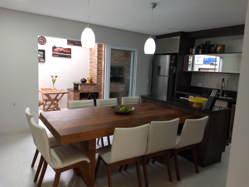 Casa de condomínio à venda Pinheirinho com 230m² e 3 quartos por R$ 680.000 - 88191099-img-20190210-184026600.jpg
