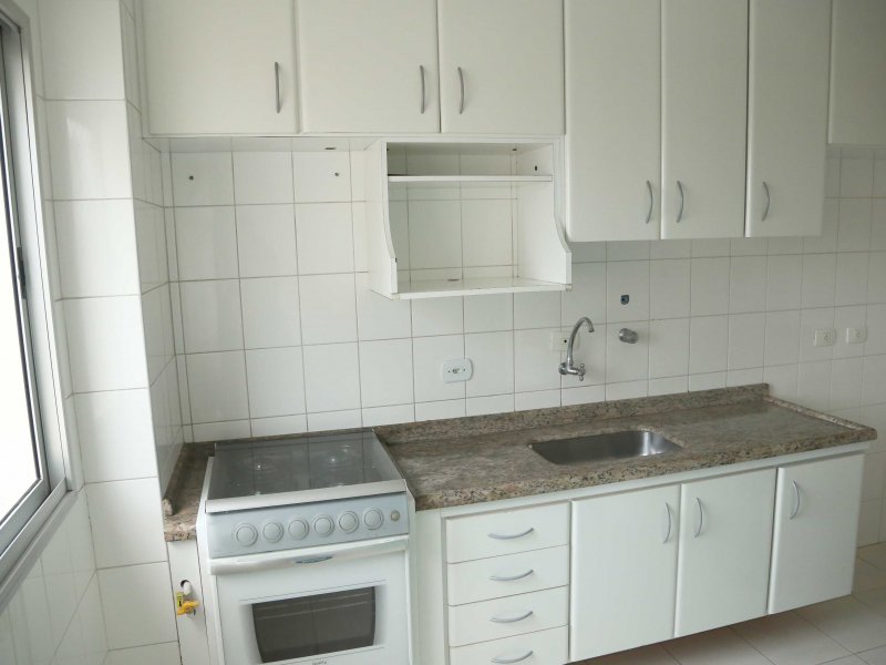 Apartamento à venda Centro com 76m² e 2 quartos por R$ 300.000 - 1610738534-cozinha3.JPG