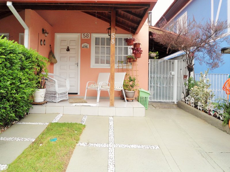 Casa de condomínio à venda Taboão com 122m² e 3 quartos por R$ 650.000 - 2031556295-foto-1.jpg