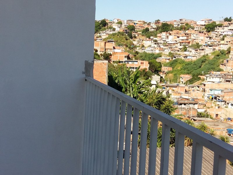 Casa à venda Jardim Santa Filomena com 70m² e 2 quartos por R$ 195.000 - 1944860062-20190122-093905.jpg
