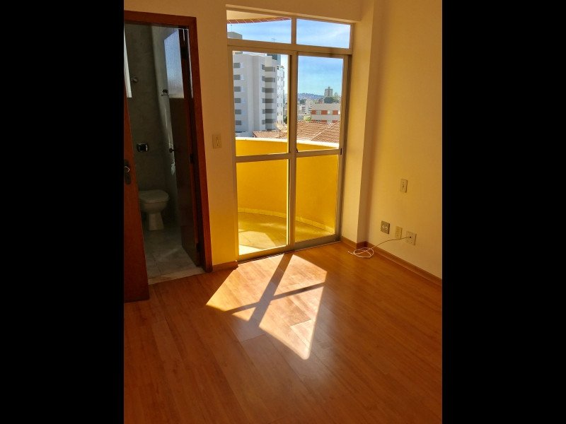 Apartamento à venda Cangaíba com 90m² e 2 quartos por R$ 9.000.000 - 264319778-800x600-365762821-foto-calafate-5.jpg