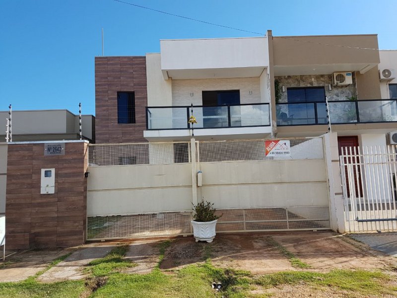 Casa à venda Jardim Social com 153m² e 3 quartos por R$ 450.000 - 1108168582-vista-frente-2.jpeg
