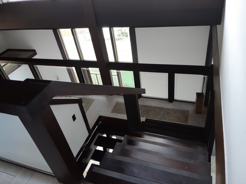 Casa à venda Saguaçu com 300m² e 4 quartos por R$ 950.000 - 719002993-20190222-105239.jpg