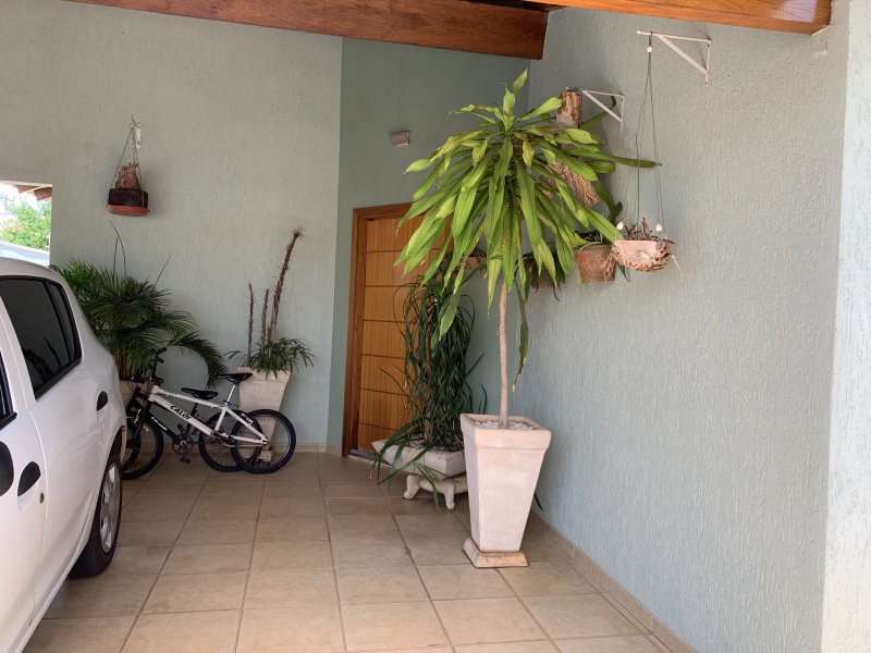 Casa à venda Colina Sul II com 170m² e 3 quartos por R$ 260.000 - 1327665328-d307a81a-22c5-4596-9c4e-9bd8c42b7bfe.jpeg