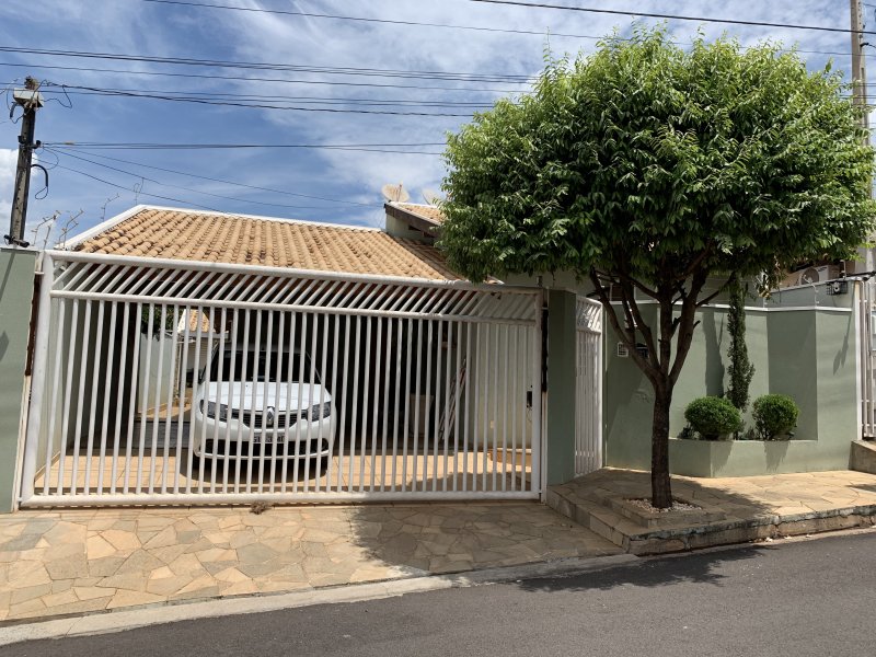 Casa à venda Colina Sul II com 170m² e 3 quartos por R$ 260.000 - 556297186-39054a5c-6642-43cc-86e3-b178fabed2ff.jpeg