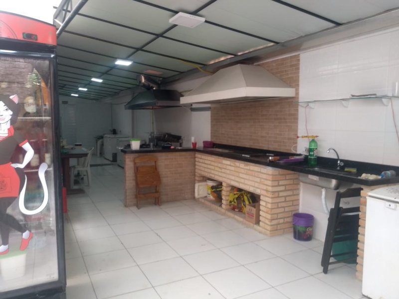 Comercial à venda Balneário Praia do Pernambuco com 298m² e  quartos por R$ 290.000 - 692892020-whatsapp-image-2019-02-23-at-16.jpeg