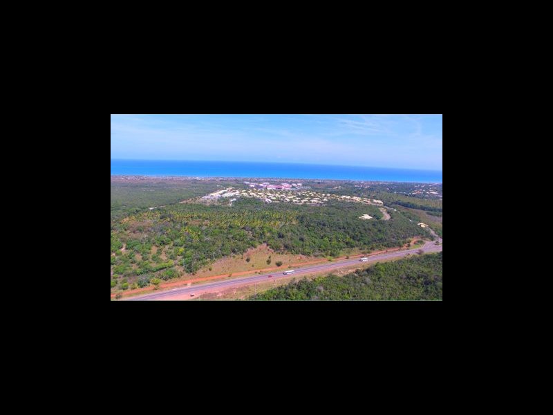 Terreno à venda Praia Imbassaí com 120000m² e 1 quarto por R$ 3.000.000 - 1135263893-dji-0150.JPG