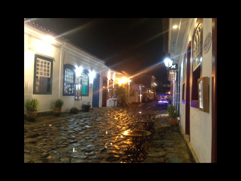 Casa para alugar Granville com 400m² e 3 quartos por R$ 0 - 1610593632-vista-cidade-paraty.jpg