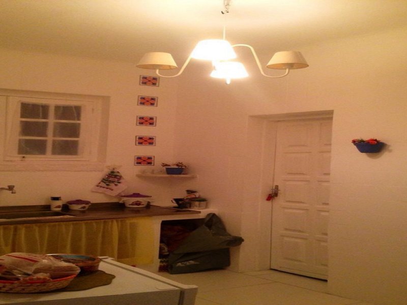 Casa para alugar Granville com 400m² e 3 quartos por R$ 0 - 724863903-cozinha-noite.jpg