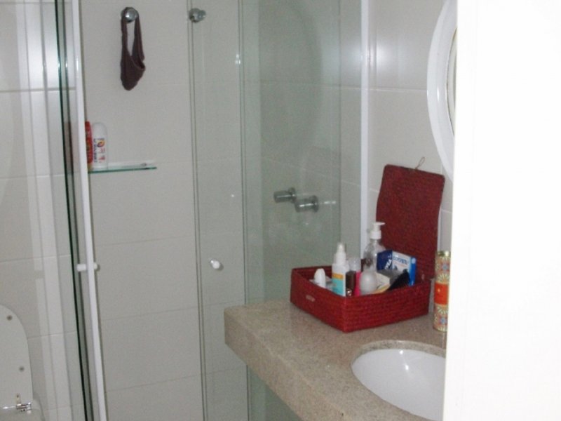 Casa de condomínio à venda Lagoa da Conceição com 150m² e 3 quartos por R$ 830.000 - 1540220638-banheiro-quarto-1-piso.jpg