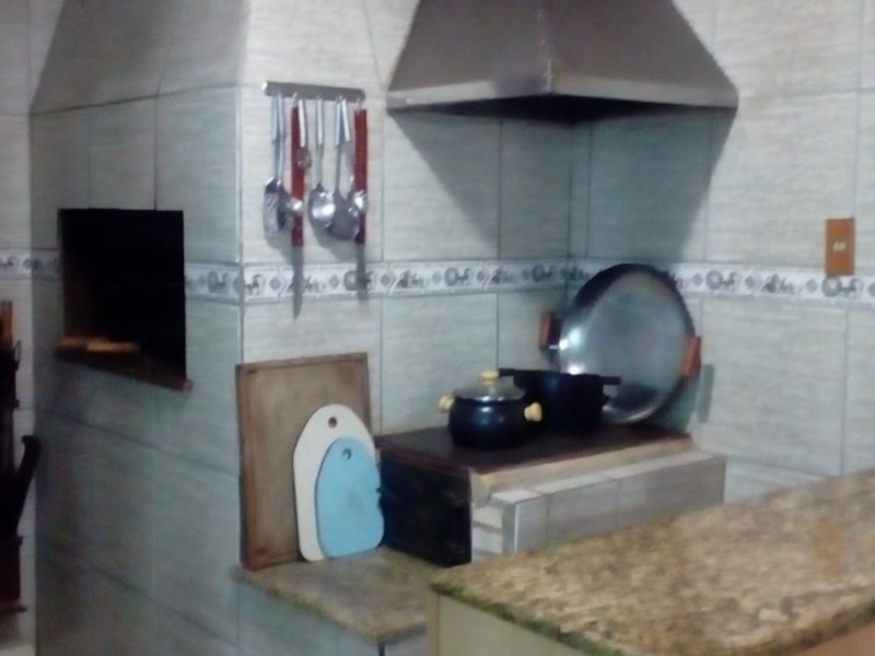 Casa à venda Vila Veranópolis com 250m² e 6 quartos por R$ 450.000 - 1815308412-9985000.jpg