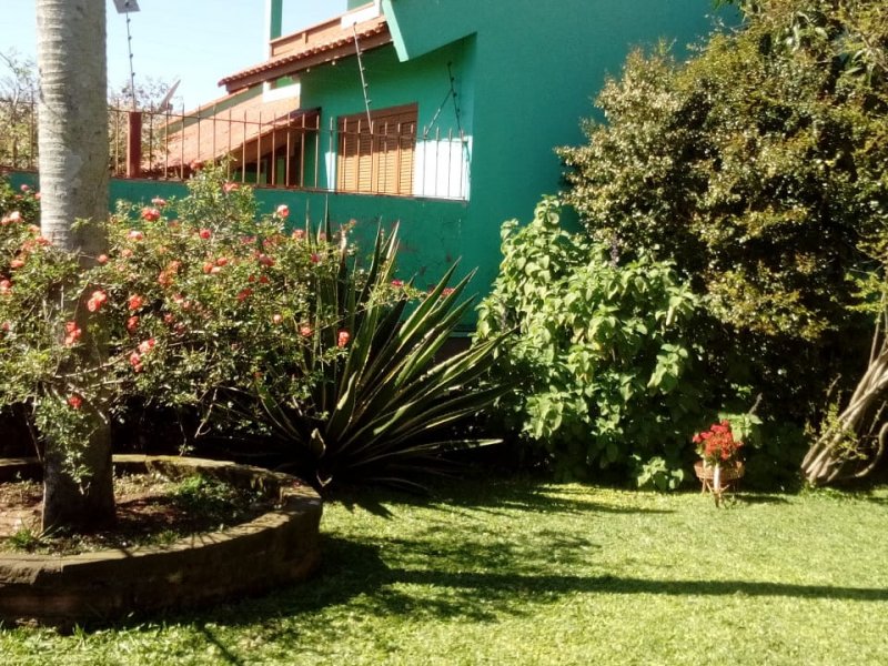 Casa à venda Vila Veranópolis com 250m² e 6 quartos por R$ 450.000 - 1904897287-7005879c-98db-42f8-90f8-04a9301188b6.jpg