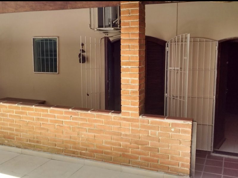 Casa à venda Balneário Praia do Pernambuco com 250m² e 4 quartos por R$ 390.000 - 2141395576-c6999bec-8713-440e-9a9a-042e06f10c67.jpeg