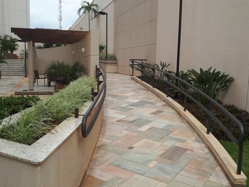 Apartamento à venda Zona 08 com 87m² e 3 quartos por R$ 500.000 - 351769896-20181002-141003.jpg