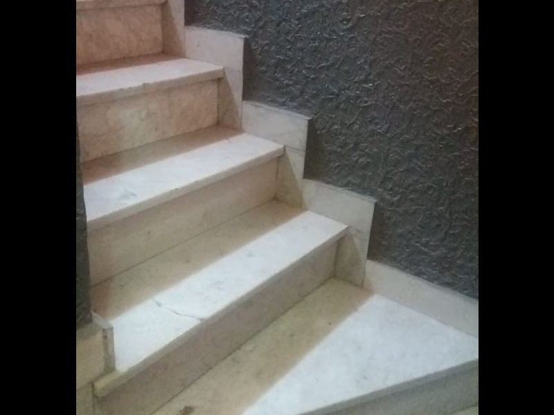 Apartamento à venda Ramos com 94m² e 2 quartos por R$ 170.000 - 2216489-02-escada.jpeg