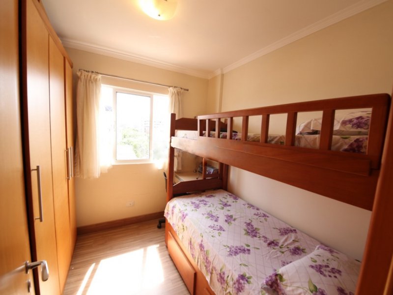 Apartamento à venda Cabral com 70m² e 3 quartos por R$ 530.000 - 1436576088-868786bc-1049-418a-ae52-ae915fa8f791.jpeg