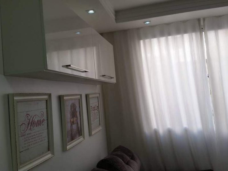 Apartamento à venda Parque São Vicente com 49m² e 2 quartos por R$ 240.000 - 478993029-img-20190304-wa0030.jpg