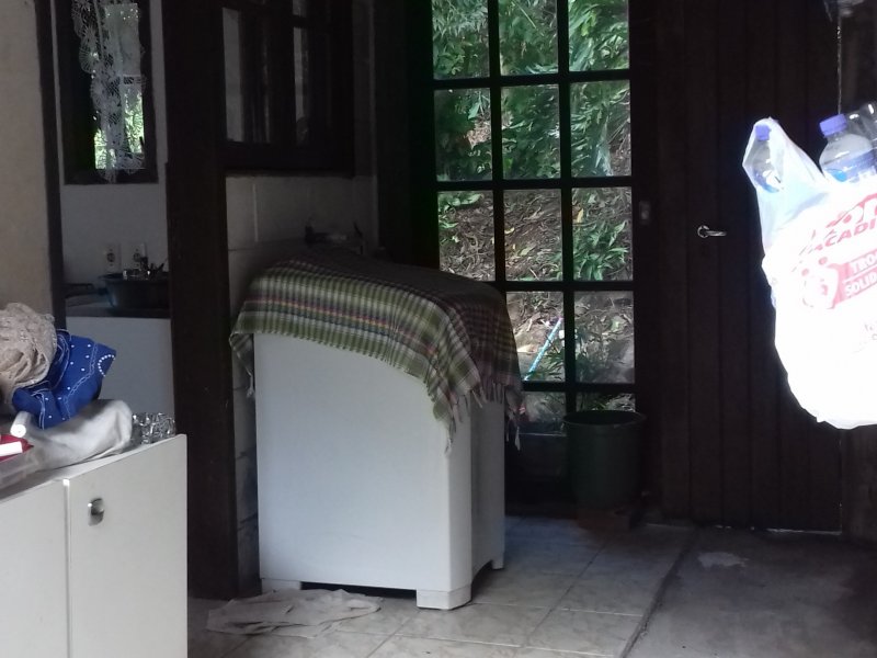 Casa à venda Cachoeira do Bom Jesus com 90m² e 1 quarto por R$ 380.000 - 680716047-20181215-162454.jpg