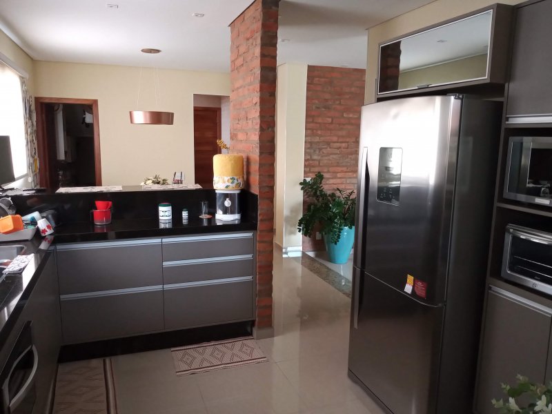 Casa à venda Água branca com 250m² e 3 quartos por R$ 1.800.000 - 768808060-img-20200131-133044512.jpg