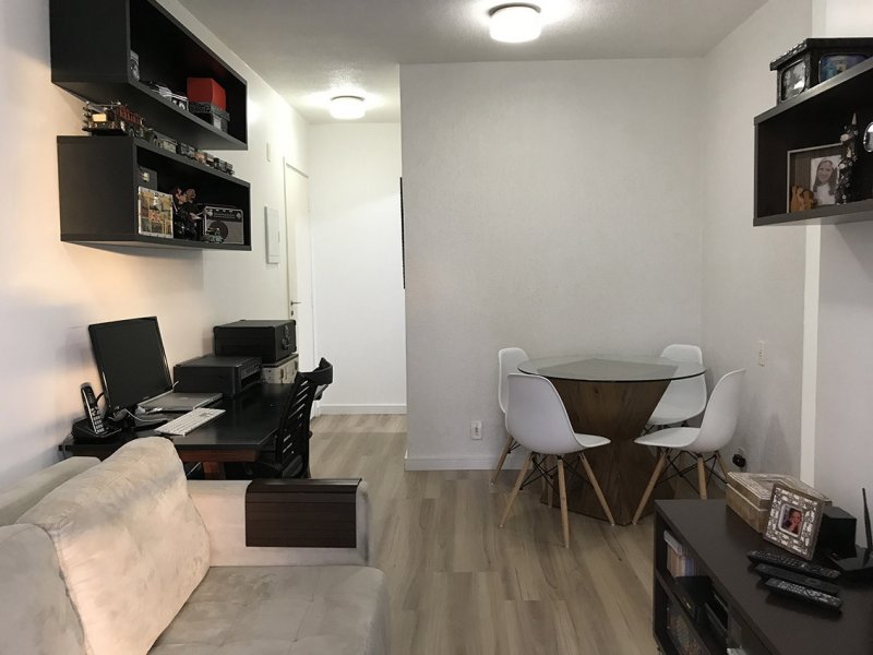 Apartamento à venda Cambuci com 50m² e 2 quartos por R$ 298.000 - 1372570937-sala-05.jpg