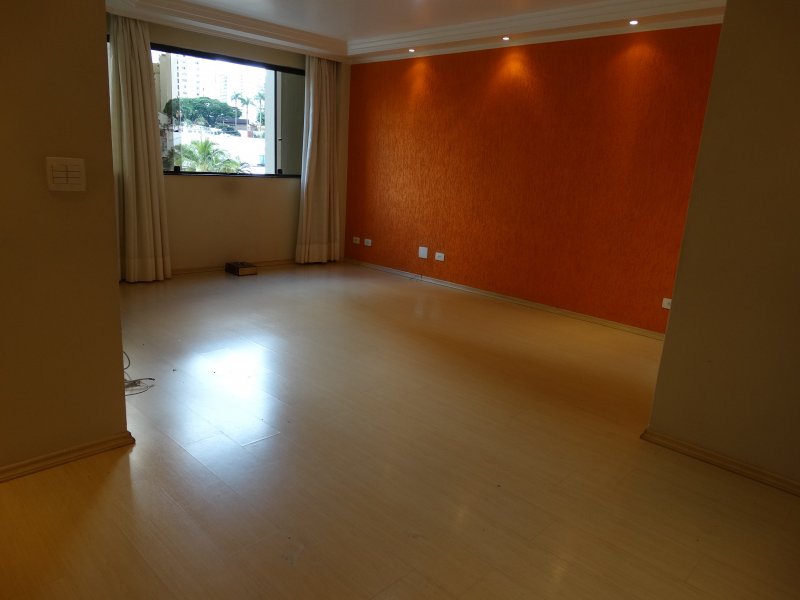 Apartamento à venda Vila Sofia com 75m² e 3 quartos por R$ 600.000 - 639021026-sala-v3.JPG
