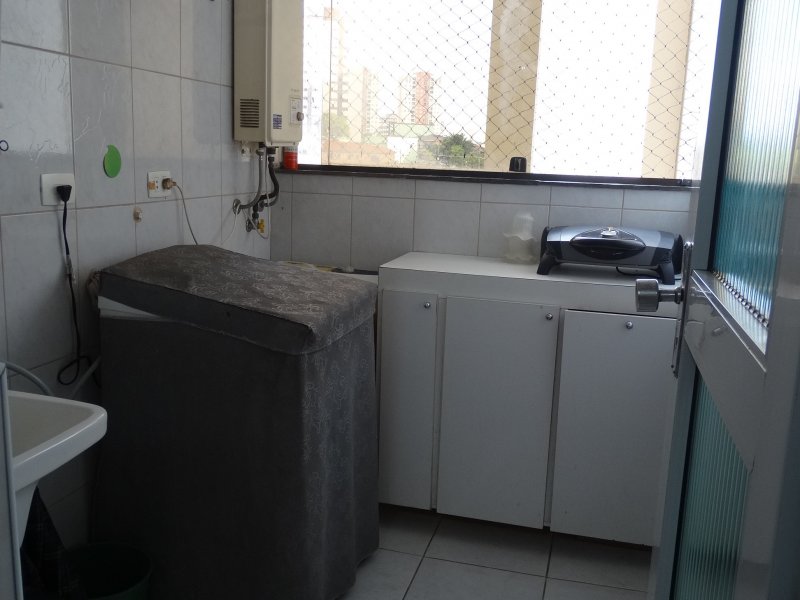 Apartamento à venda Vila Sofia com 75m² e 3 quartos por R$ 600.000 - 985194406-lavanderia.JPG