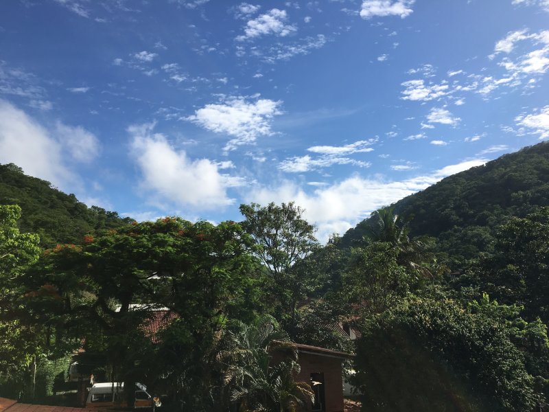 Casa à venda Itaipu com 708m² e 3 quartos por R$ 700.000 - 1556533314-76c956a3-1747-4d47-9447-3c7f4d2e5147.jpeg