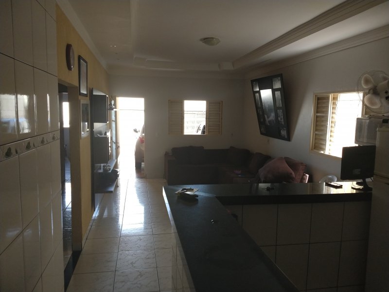 Casa à venda Residencial Buena Vista I com 250m² e 3 quartos por R$ 230.000 - 1205023215-mvimg-20190311-140238589.jpg