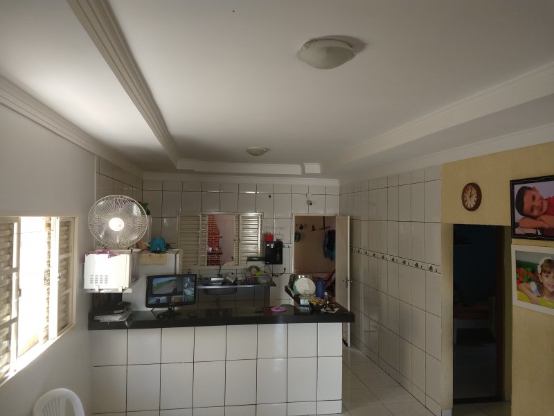 Casa à venda Residencial Buena Vista I com 250m² e 3 quartos por R$ 230.000 - 1951865384-mvimg-20190311-140108319.jpg