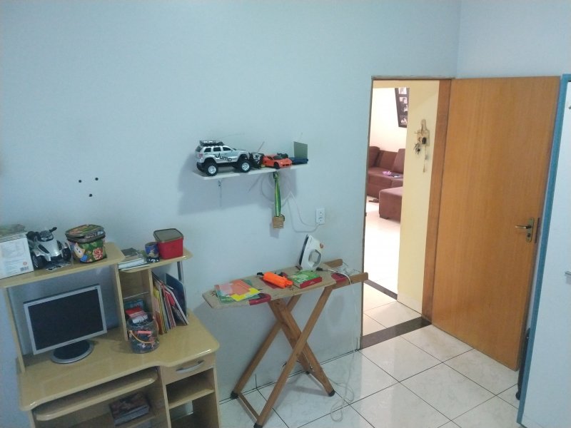 Casa à venda Residencial Buena Vista I com 250m² e 3 quartos por R$ 230.000 - 346497066-mvimg-20190311-140436601.jpg
