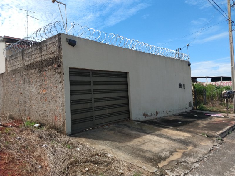 Casa à venda Residencial Buena Vista I com 250m² e 3 quartos por R$ 230.000 - 619810916-mvimg-20190311-140855139.jpg