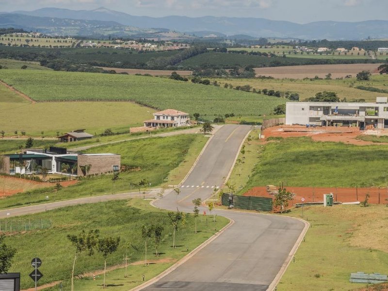 Terreno à venda Vila Brasileira com 2504m² e  quartos por R$ 1.245.000 - 1399789781-casas-construidas.jpg