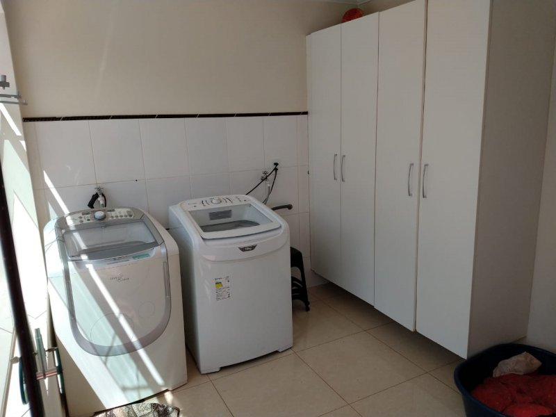 Casa à venda CENTRO com 420m² e 4 quartos por R$ 980.000 - 172608588-17.jpg