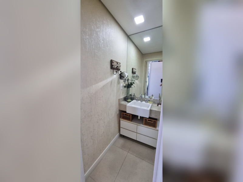 Apartamento à venda Ingleses do Rio Vermelho com 100m² e 2 quartos por R$ 2.500.000 - inbound9142365685963697047.jpg