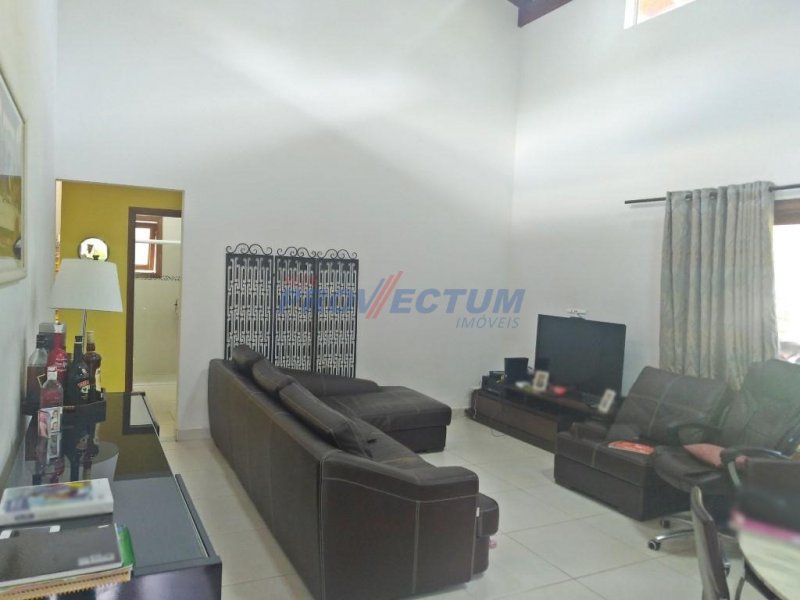 Casa à venda Vale Verde com 145m² e 3 quartos por R$ 800.000 - 910532142-947c78fb-5093-4762-998b-9c7e0aaa958d.jpeg