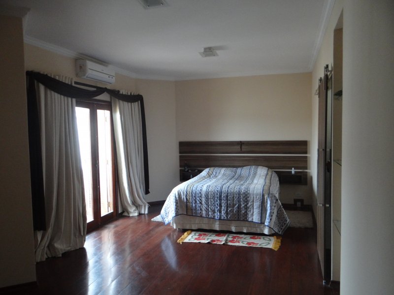 Casa à venda Jardim America com 350m² e 3 quartos por R$ 800.000 - 632633058-dsc01621.JPG