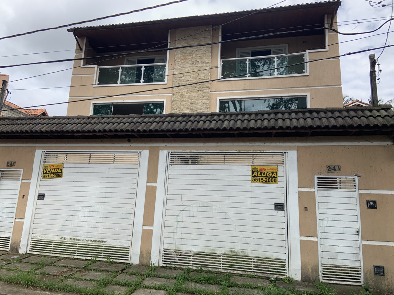 Casa à venda Praia Azul com 360m² e 4 quartos por R$ 780.000 - 4654ace9-b423-4a83-a976-e80838375a19.jpeg