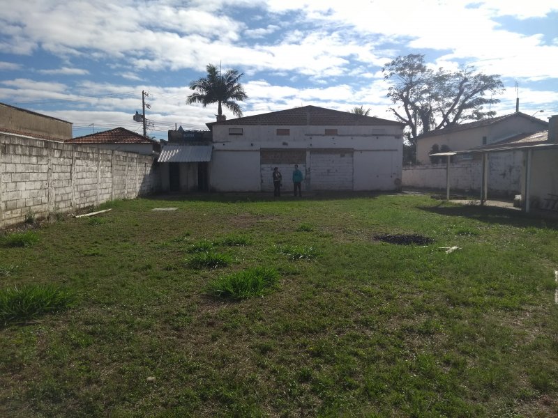 Comercial à venda Engenheiro Neiva com 1000m² e  quartos por R$ 500.000 - 1486834928-area-externa-2.jpg