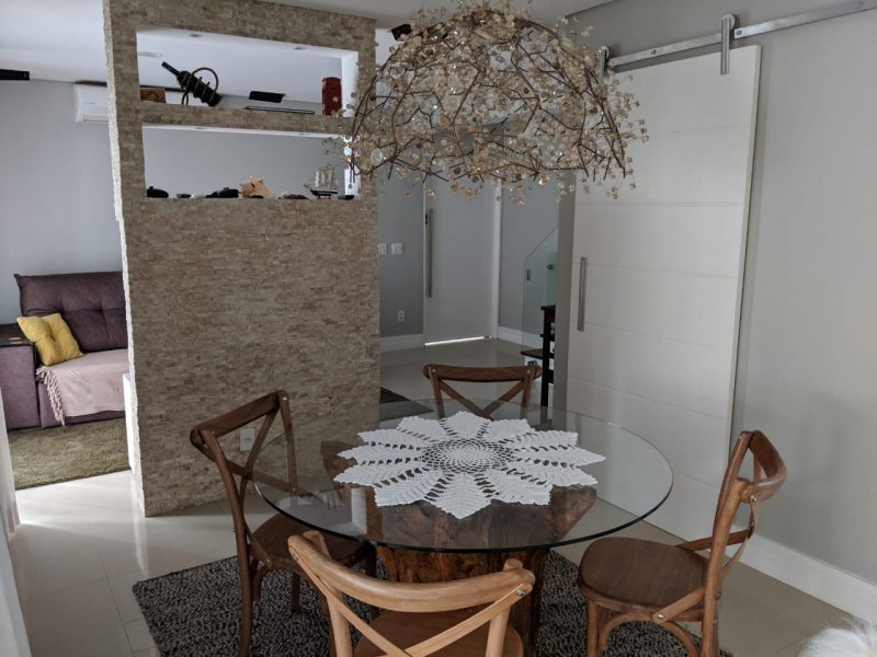 Casa à venda Granja Viana com 280m² e 3 quartos por R$ 800.000 - 1307867134-whatsapp-image-2019-03-16-at-3.jpeg