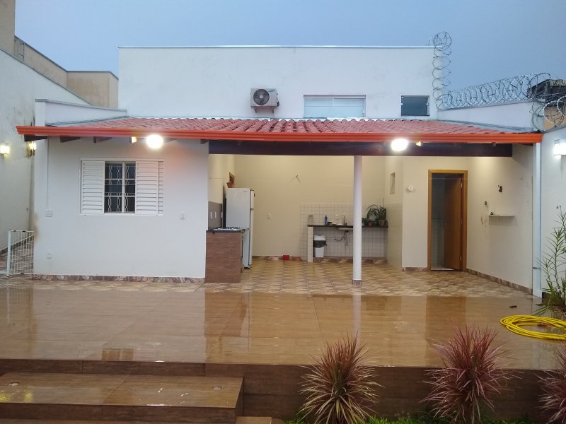 Casa à venda Jaraguá com 240m² e 3 quartos por R$ 390.000 - 1986654992-img-20190320-180823162.jpg