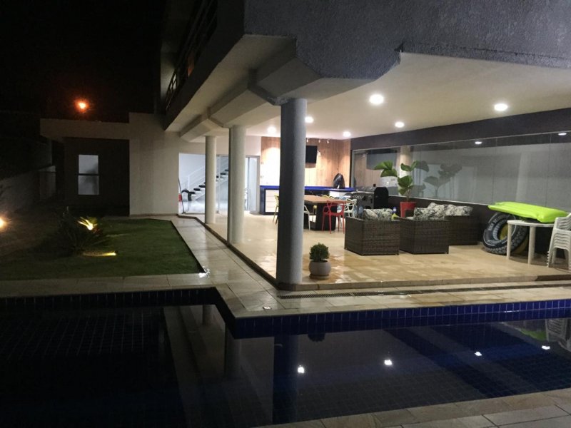 imóvel com 364m² - Tanque - Atibaia
