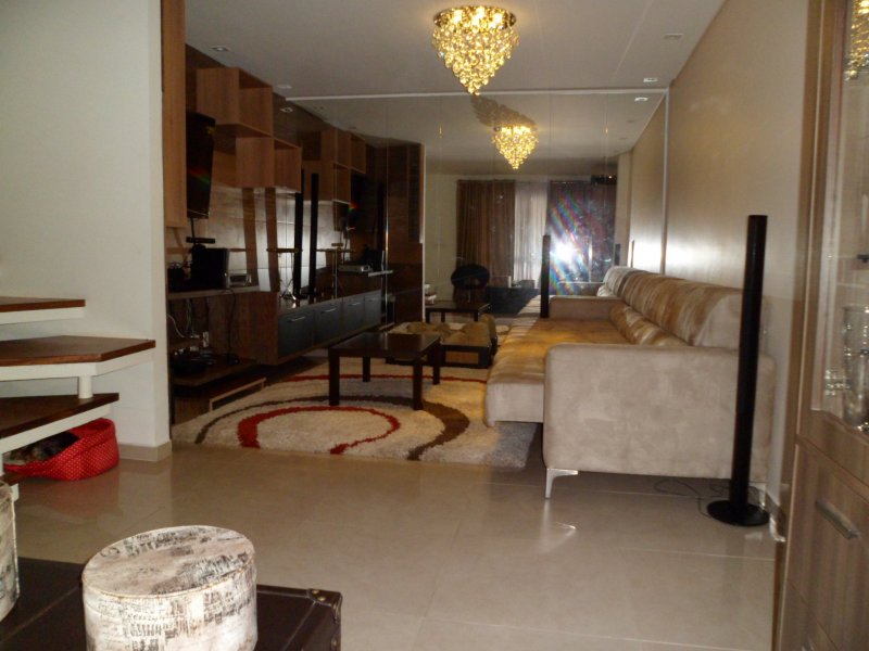 Casa de condomínio à venda vila santo antônio do portão com 150m² e 3 quartos por R$ 560.000 - 1089928025-sala-de-tv.JPG