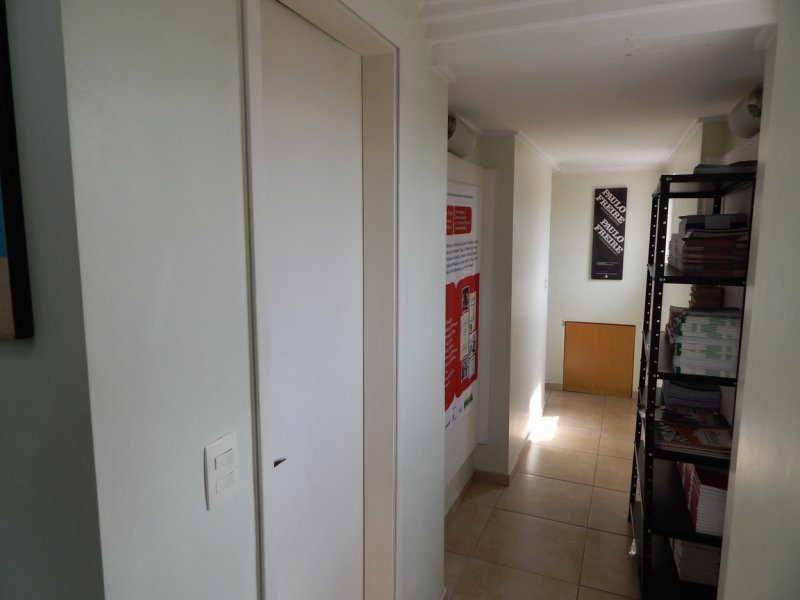 Comercial à venda Alto da Lapa com 67m² e  quartos por R$ 450.000 - 1560992570-14-corredor-sala.JPG