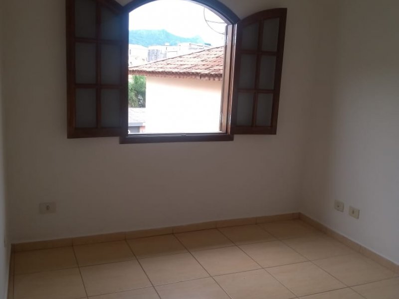 Casa à venda Jardim Mutinga com 202m² e 3 quartos por R$ 750.000 - 504664360-img-20190220-24.jpg