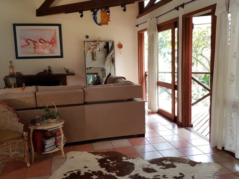 Casa de condomínio à venda Condomínio Iolanda com 340m² e 2 quartos por R$ 2.900.000 - 2107865441-27-sala-lareira-1.jpg