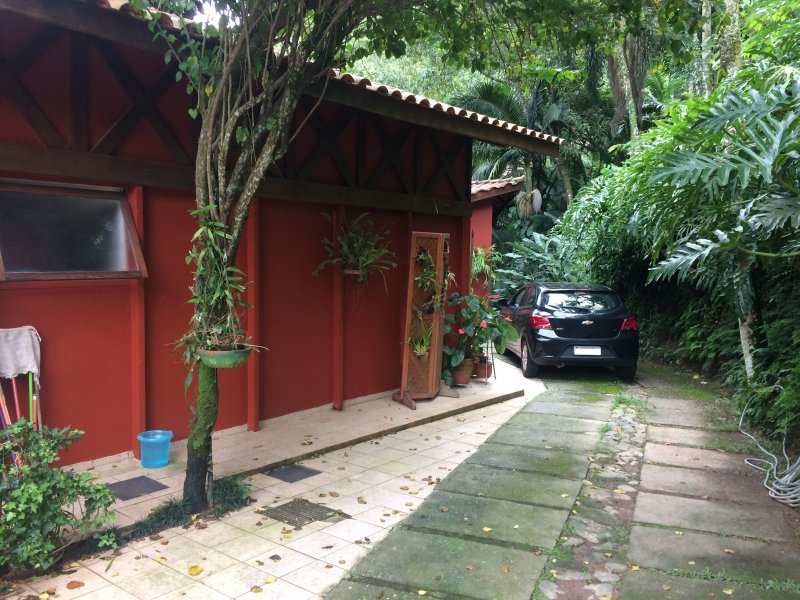 Casa de condomínio à venda Condomínio Iolanda com 340m² e 2 quartos por R$ 2.900.000 - 425999504-15-descendo-fachada-6.jpg